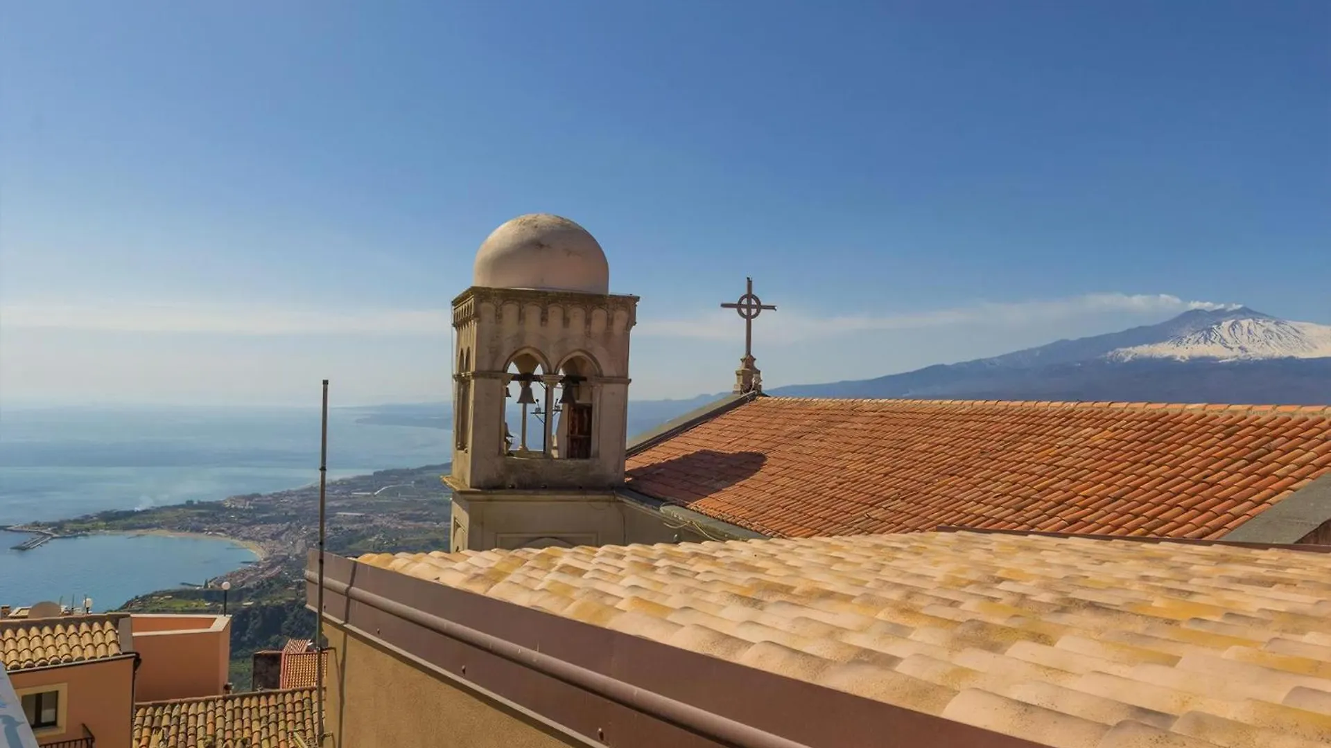 Apartment Das Haus Des Grossvaters In Taormina